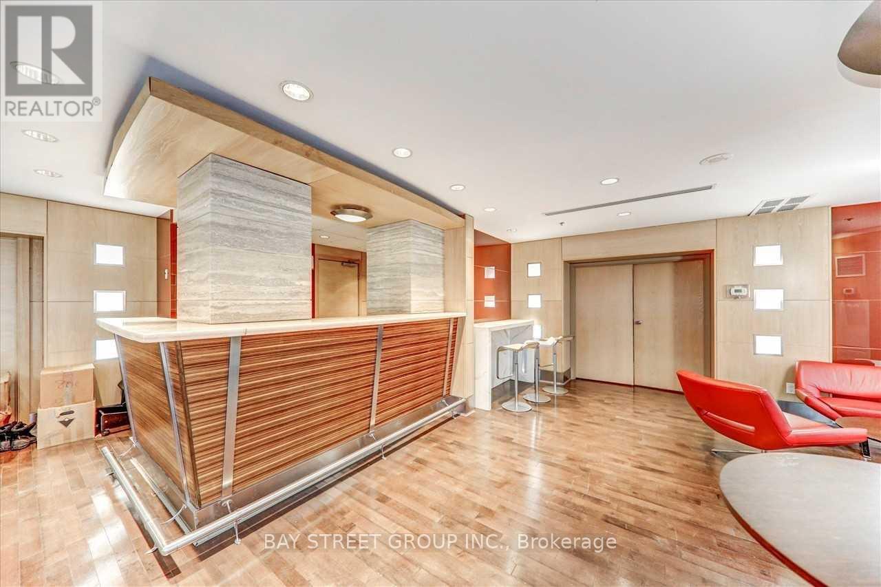 1409 - 21 Carlton Street, Toronto, Ontario  M5B 1L3 - Photo 34 - C13577806