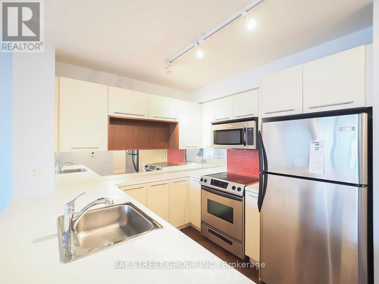 1409 - 21 Carlton Street, Toronto, Ontario  M5B 1L3 - Photo 6 - C13577806
