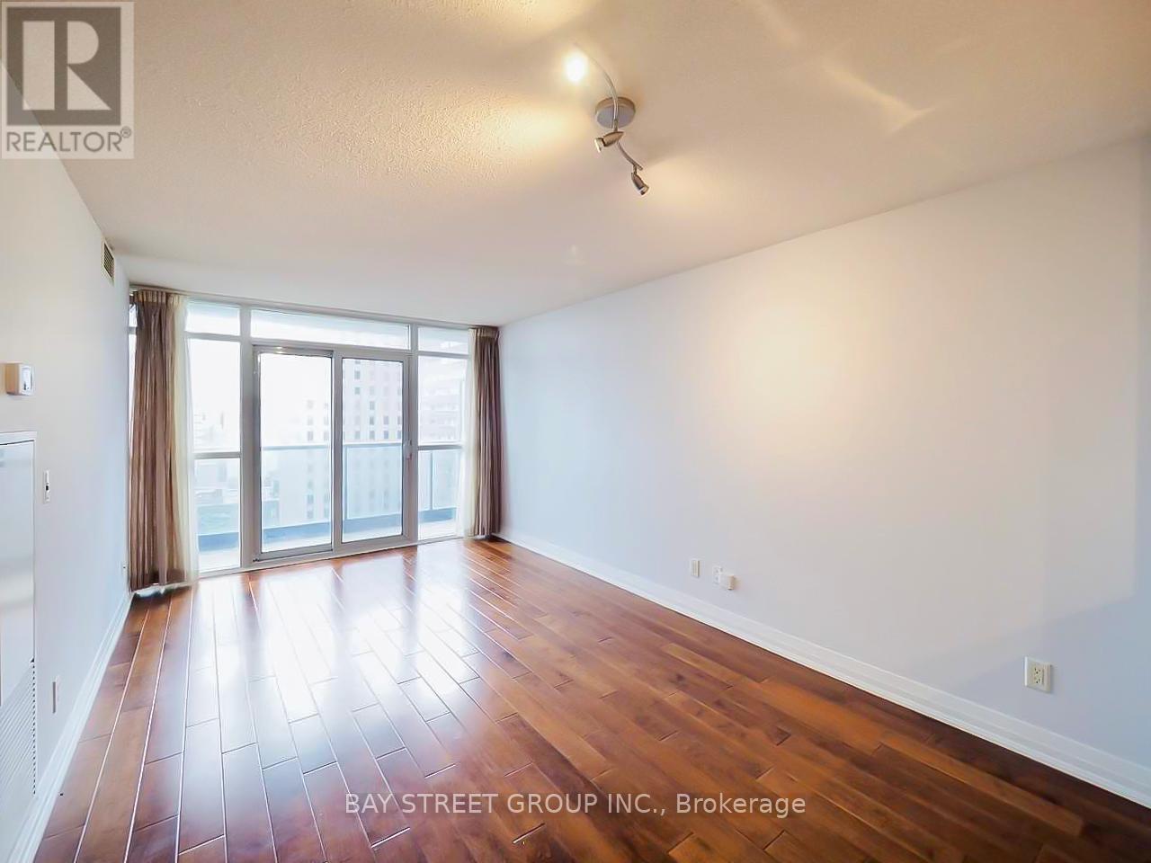 1409 - 21 Carlton Street, Toronto, Ontario  M5B 1L3 - Photo 7 - C13577806