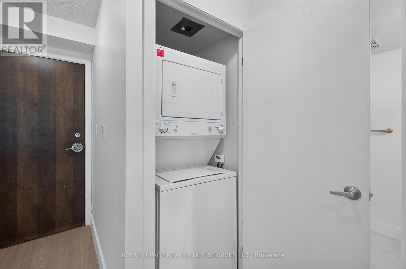 1204 - 18 Harbour Street, Toronto, Ontario  M5J 2Z6 - Photo 26 - C13577960
