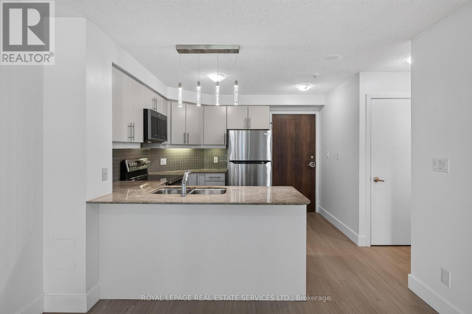 1204 - 18 Harbour Street, Toronto, Ontario  M5J 2Z6 - Photo 8 - C13577960