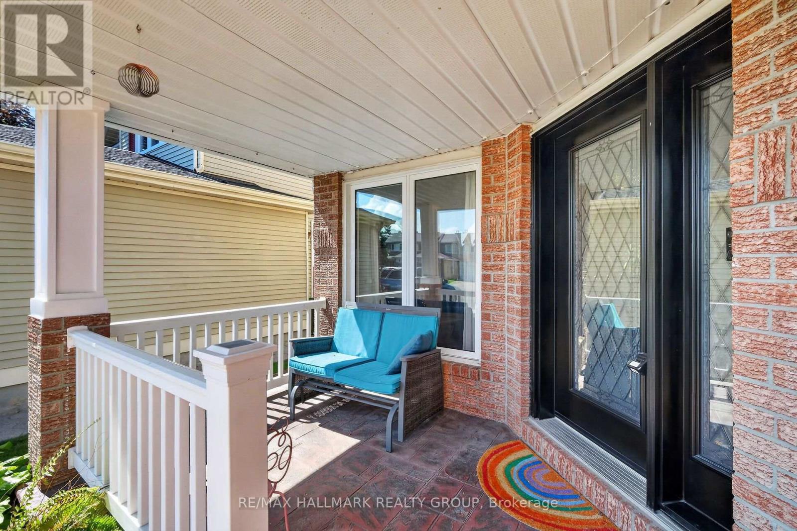 6117 Silverbirch Street, Ottawa, Ontario  K1W 1C4 - Photo 3 - X13577830