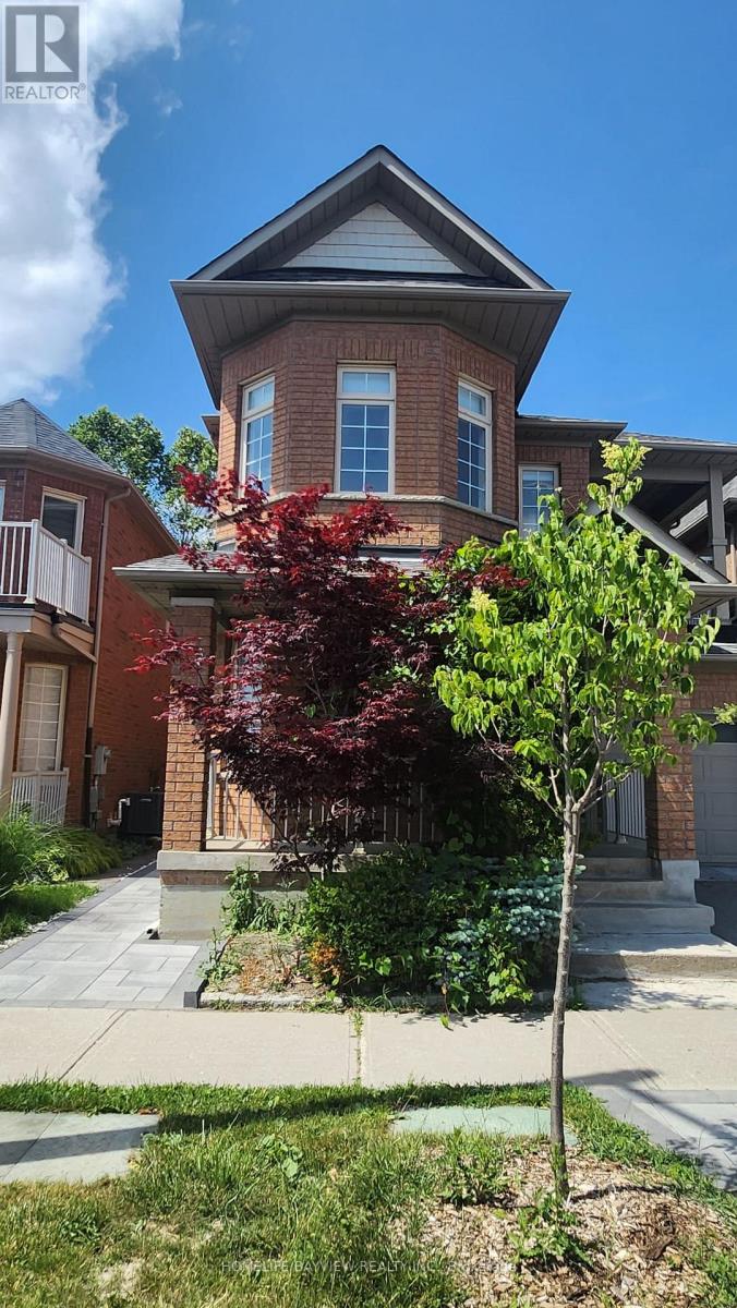 51 Waldron Crescent, Richmond Hill, Ontario  L3Z 0B3 - Photo 2 - N13577850