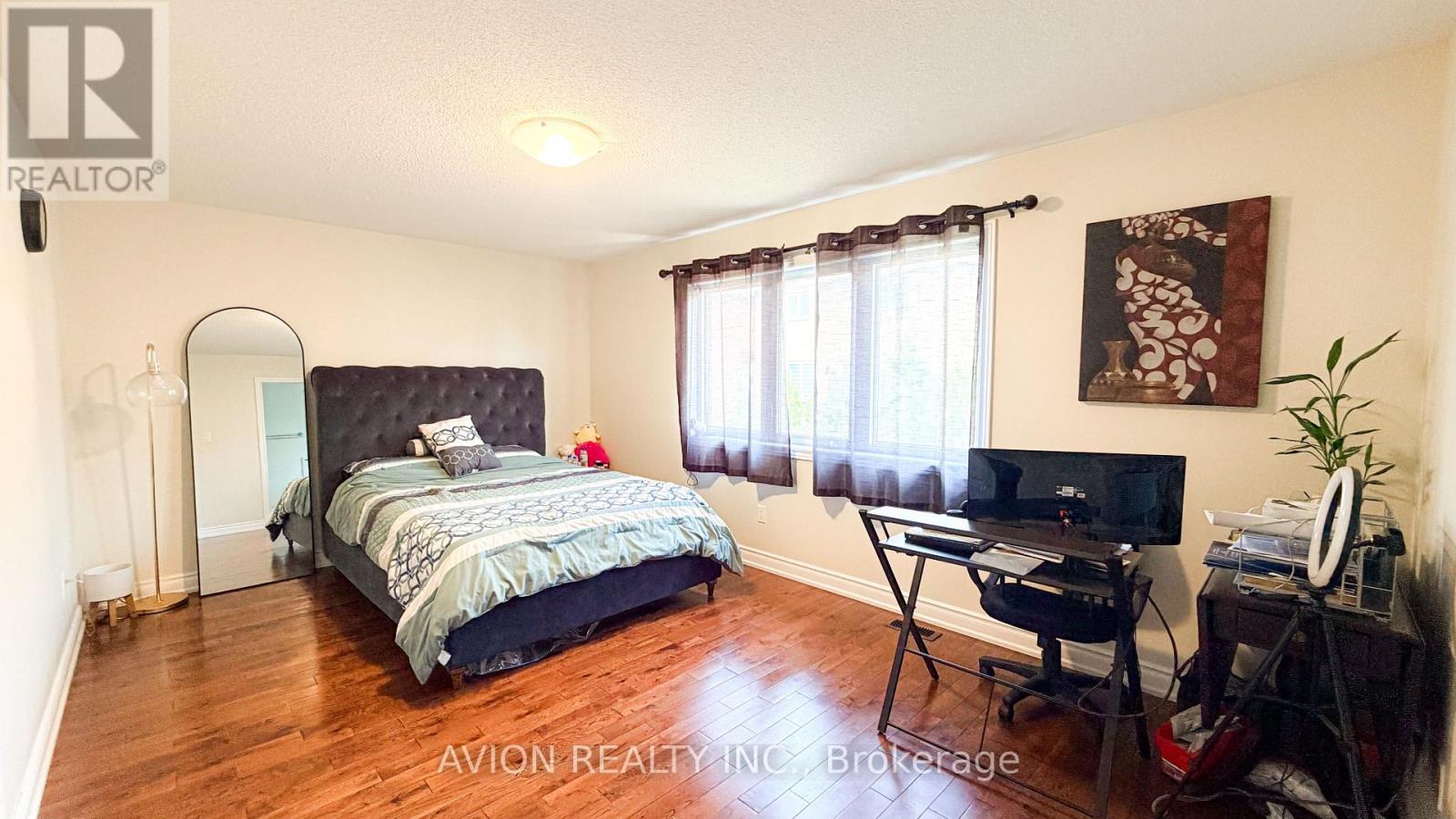 4 Sequin Drive, Richmond Hill, Ontario  L4E 0J3 - Photo 11 - N13577860