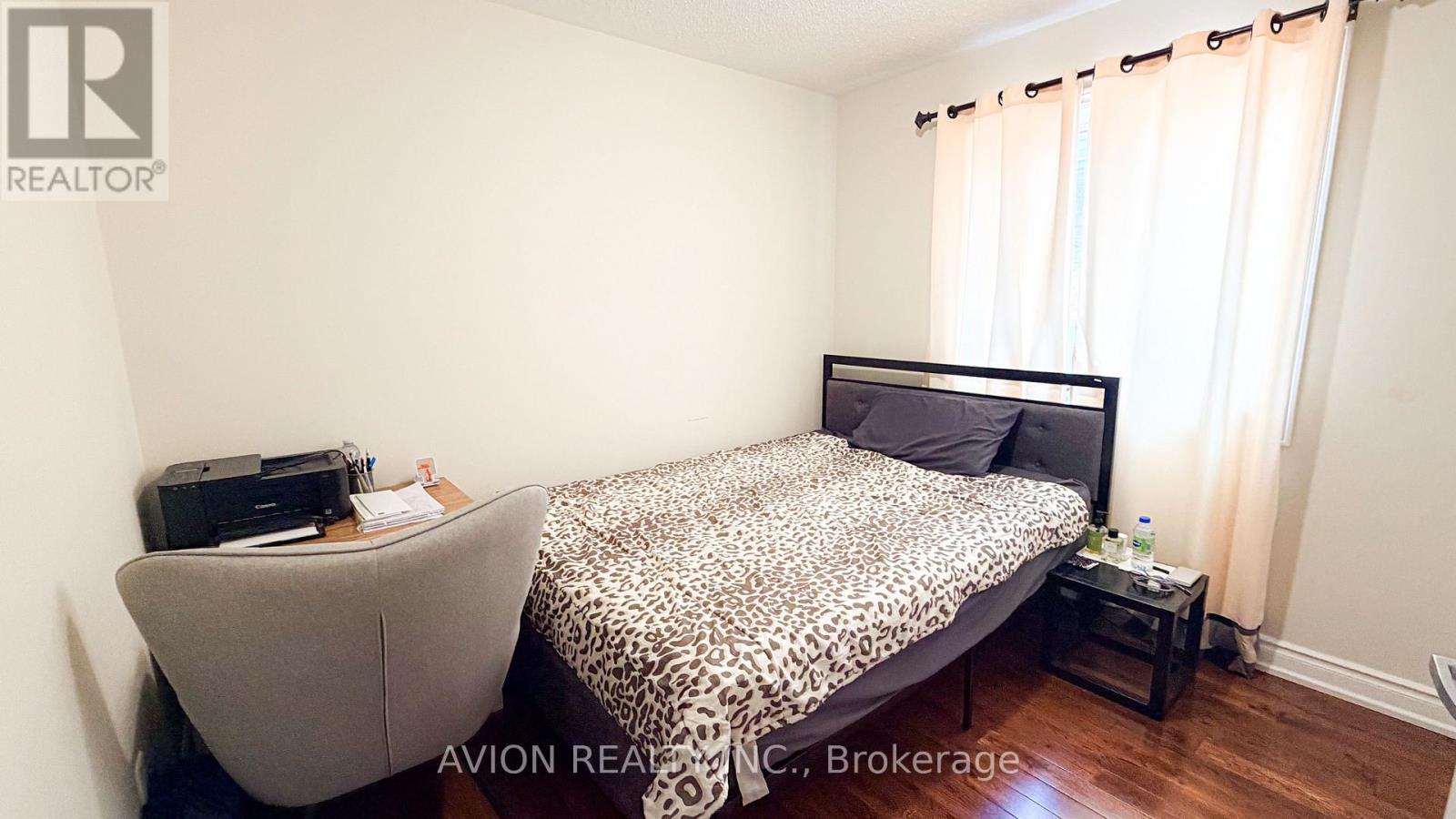 4 Sequin Drive, Richmond Hill, Ontario  L4E 0J3 - Photo 17 - N13577860