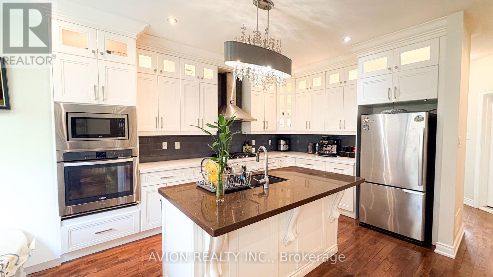 4 Sequin Drive, Richmond Hill, Ontario  L4E 0J3 - Photo 7 - N13577860