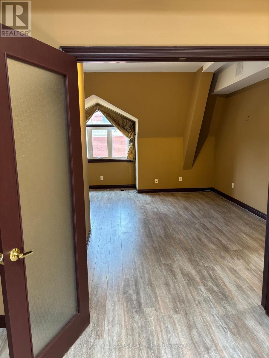 7c - 38 Wellington Street E, Aurora, Ontario  L4G 1H5 - Photo 13 - N13577884