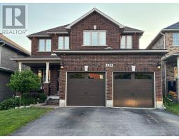 137 JEWEL HOUSE LANE, Barrie, Ontario