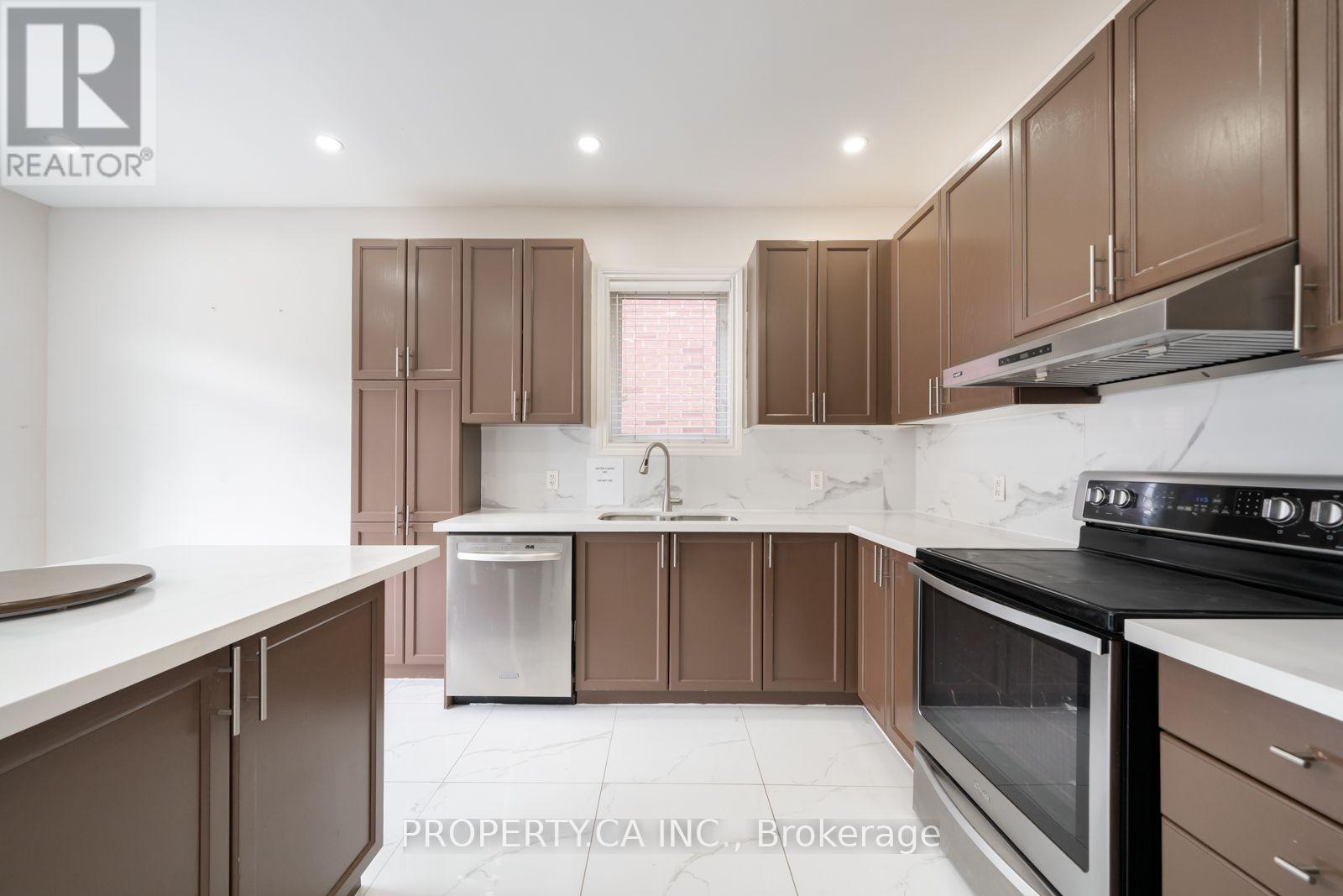 75 Iron Block Drive, Brampton, Ontario  L7A 0K2 - Photo 10 - W13577792