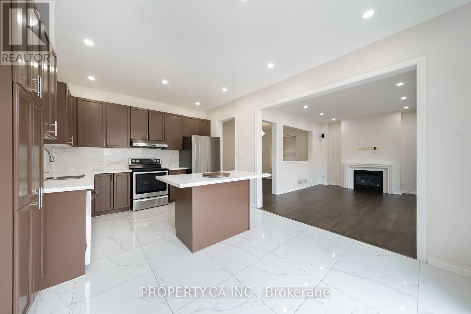 75 Iron Block Drive, Brampton, Ontario  L7A 0K2 - Photo 7 - W13577792
