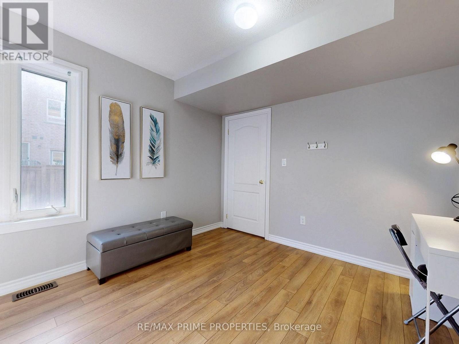 21 Sprucewood Road, Brampton, Ontario  L6Z 0J0 - Photo 5 - W13577956