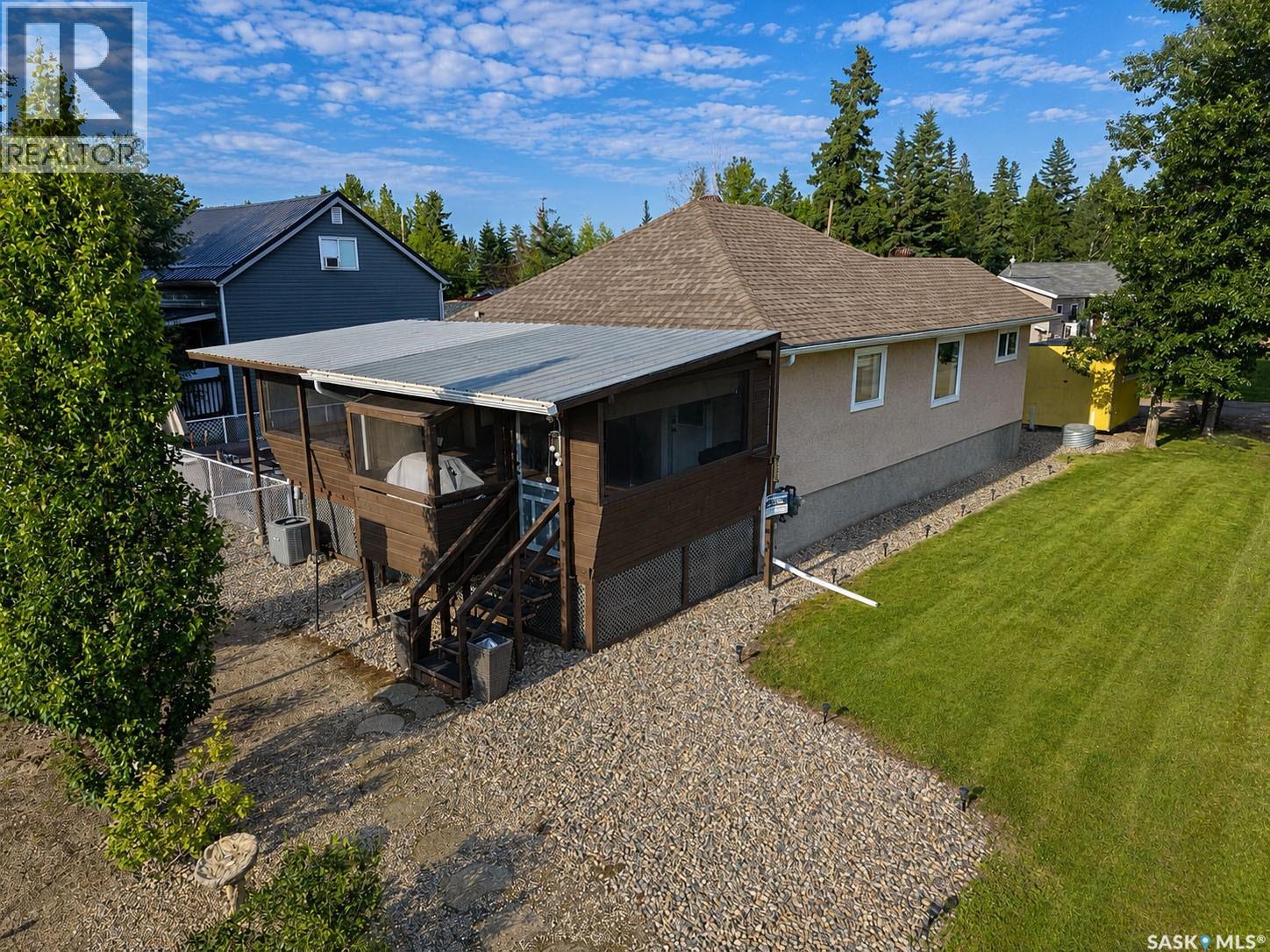504 Southshore Drive, Emma Lake, Saskatchewan  S0J 0N0 - Photo 2 - SK042537