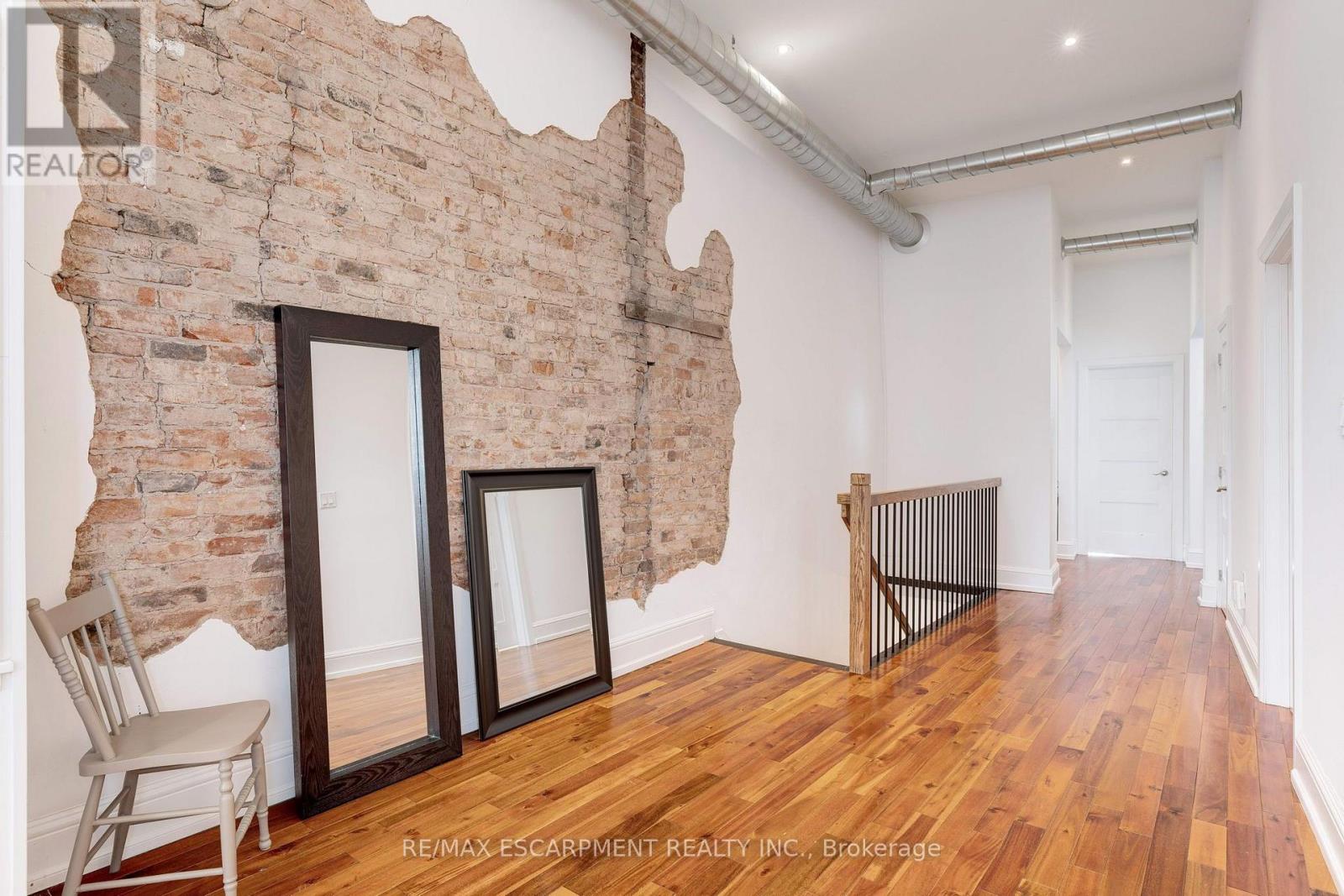 2 - 205 King Street E, Hamilton, Ontario  L8N 1B3 - Photo 31 - X13577740
