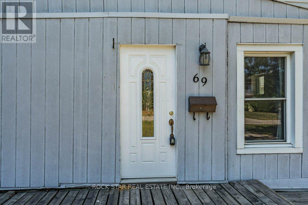 69 Teal Avenue, Hamilton, Ontario  L8E 3B3 - Photo 2 - X13577756