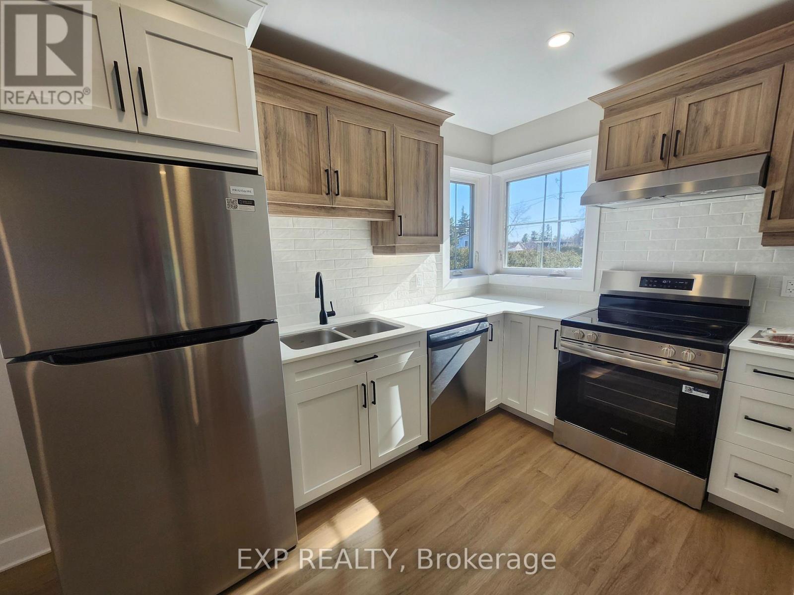114 Lewis Street W, Merrickville-Wolford, Ontario  K0G 1N0 - Photo 2 - X13577856
