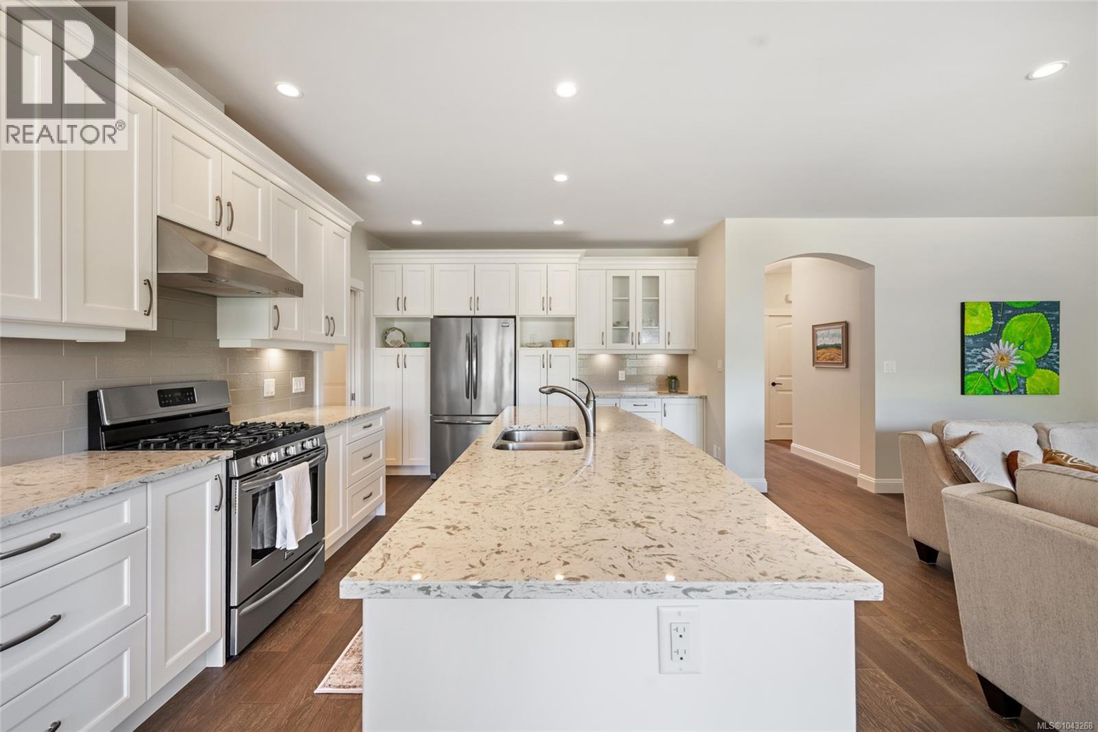 2266 Idiens Way, Courtenay, British Columbia  V9M 1J4 - Photo 4 - 1043268