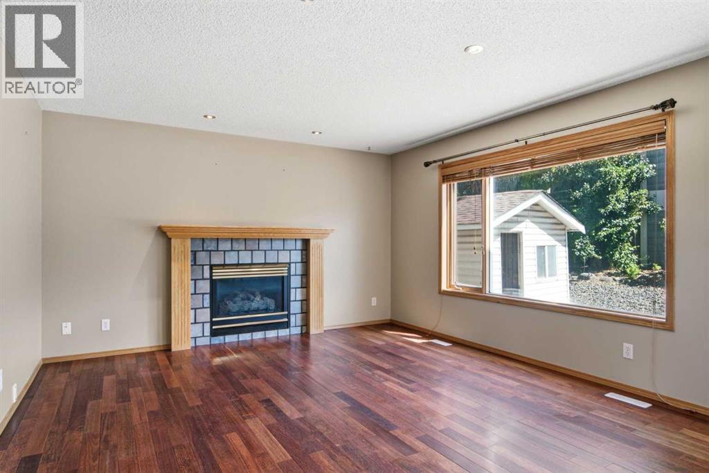 144 Douglas Ridge Close SE, Calgary, Alberta  T2Z 2P6 - Photo 15 - A2326399