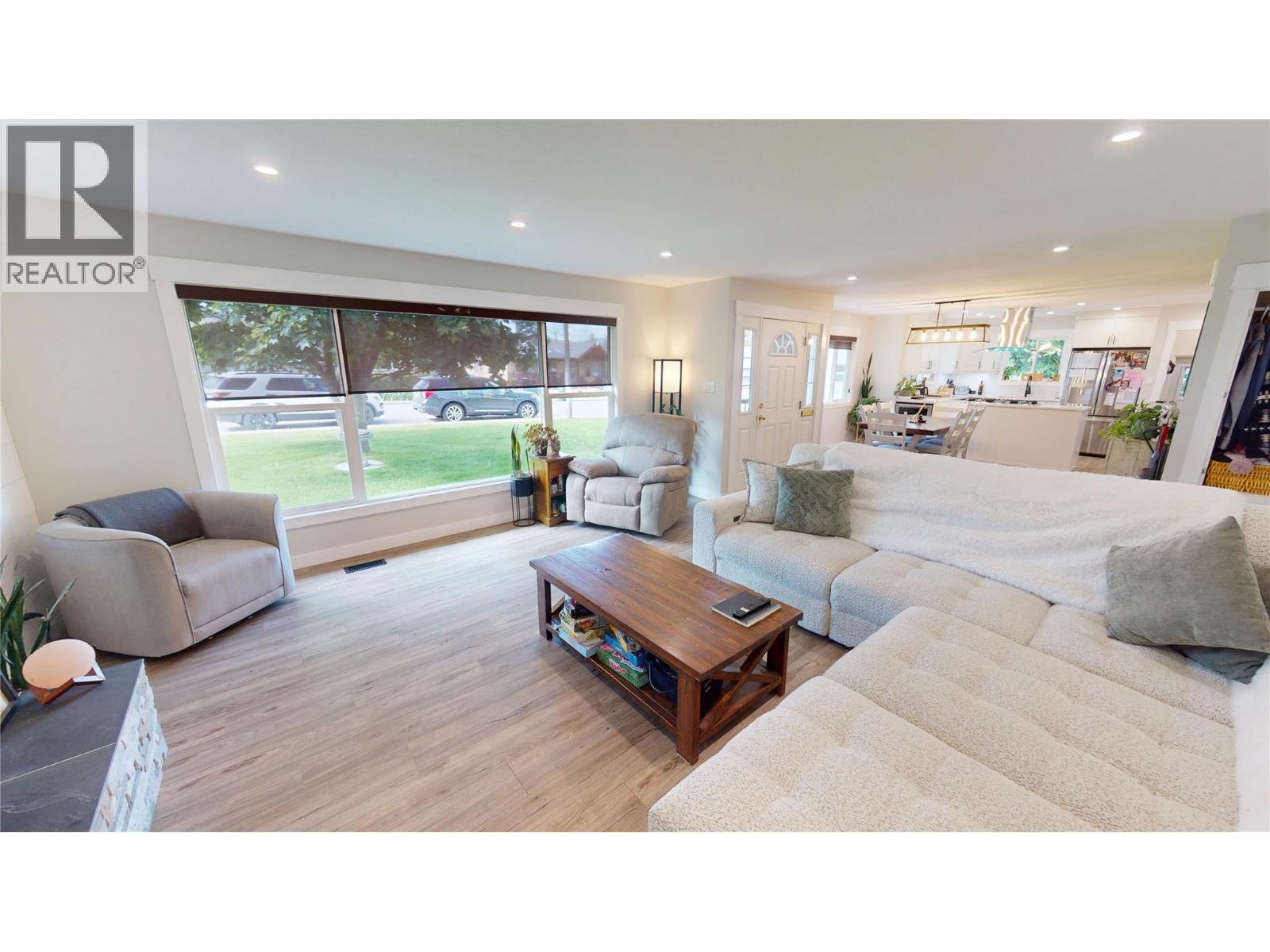 904 9th Street S, Cranbrook, British Columbia  V1C 1R7 - Photo 13 - 10395105