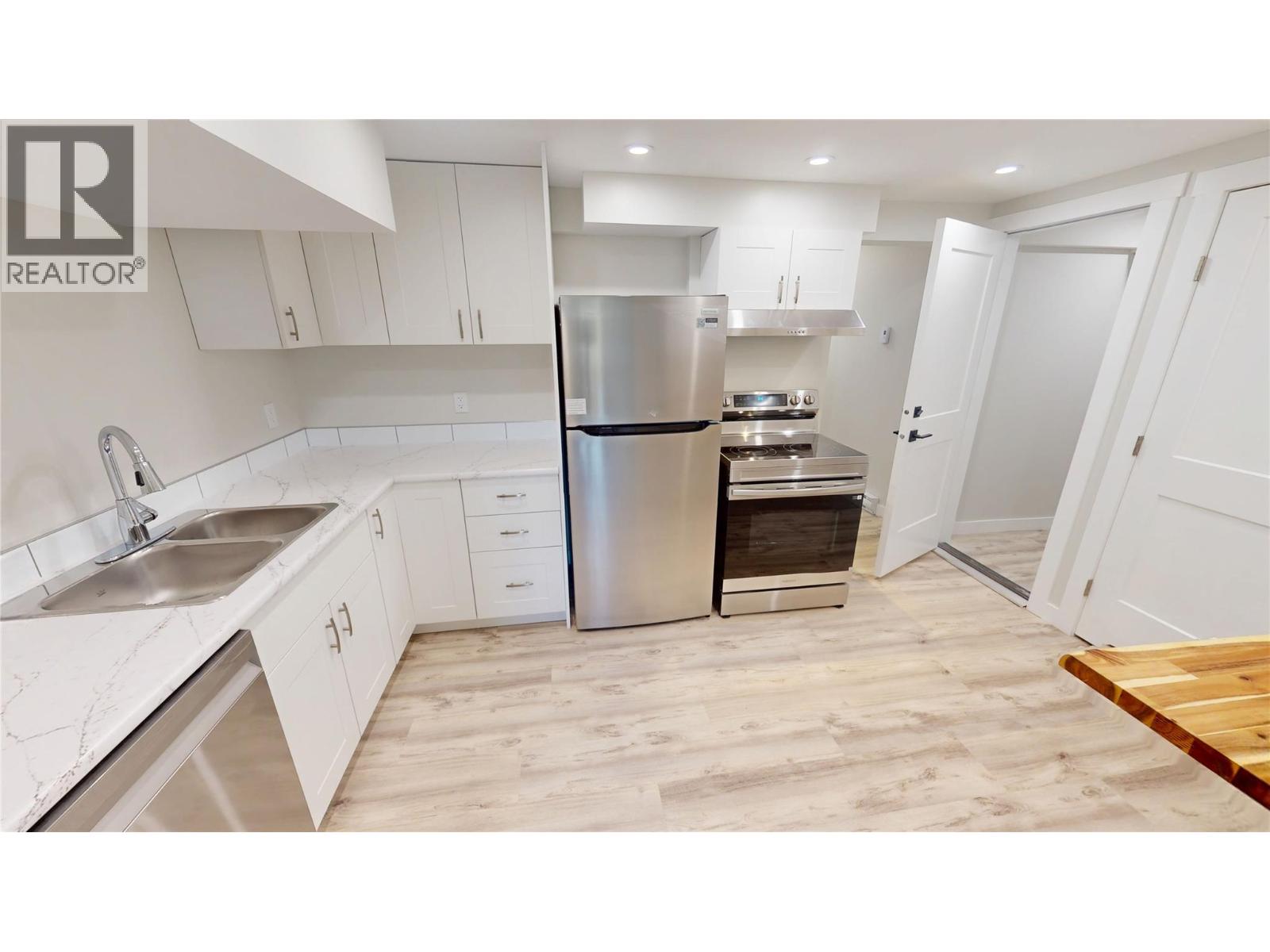 904 9th Street S, Cranbrook, British Columbia  V1C 1R7 - Photo 21 - 10395105