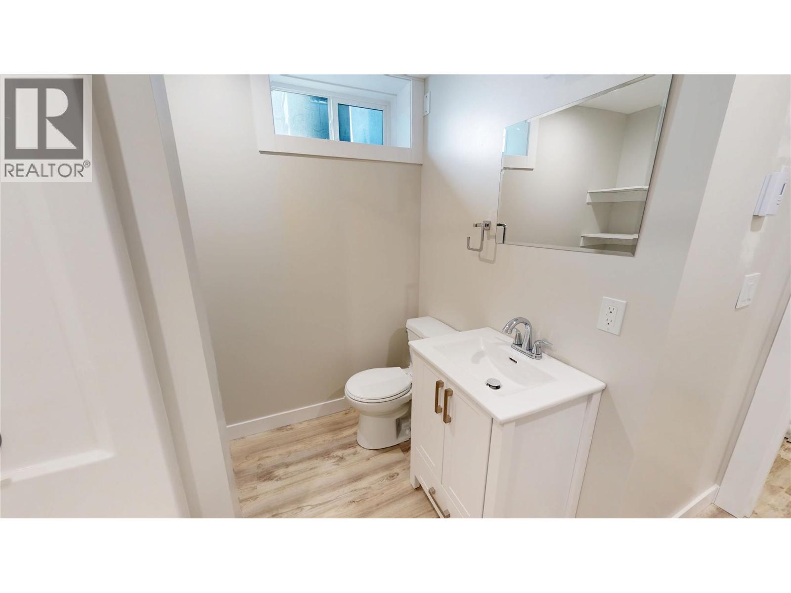 904 9th Street S, Cranbrook, British Columbia  V1C 1R7 - Photo 24 - 10395105