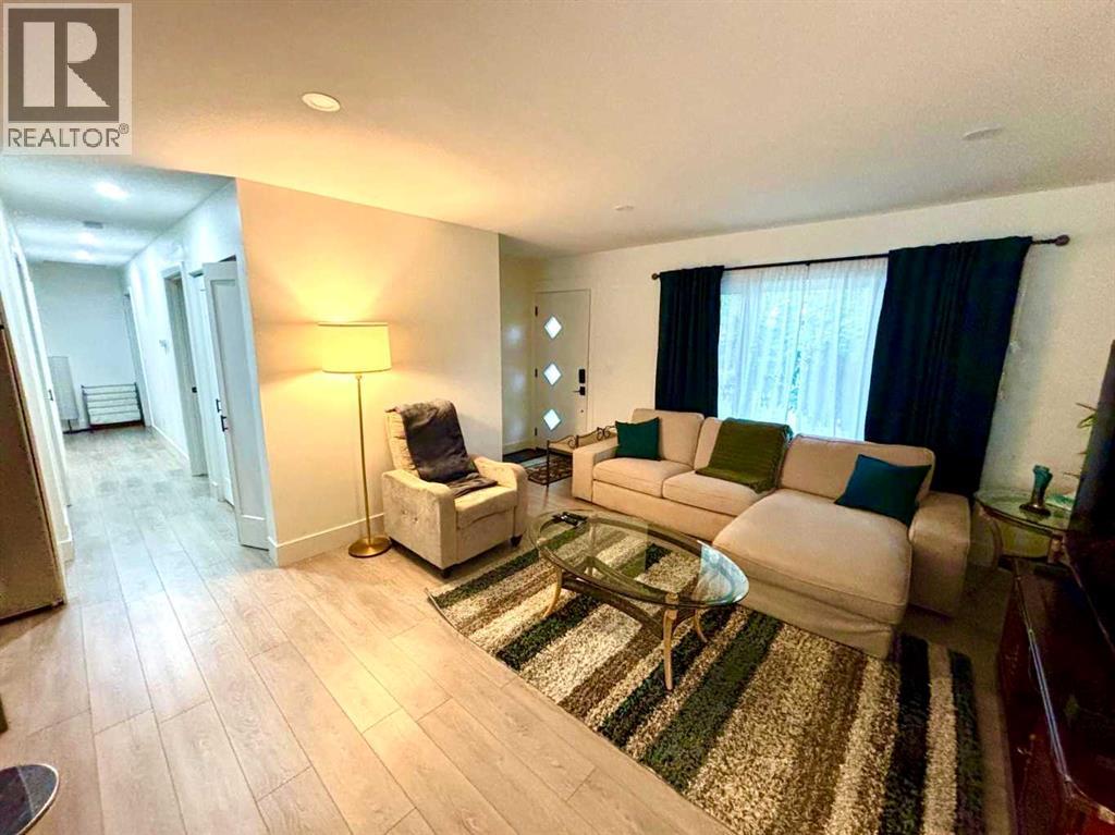 21 Cawder Drive NW, Calgary, Alberta  T2L 0L8 - Photo 14 - A2329786