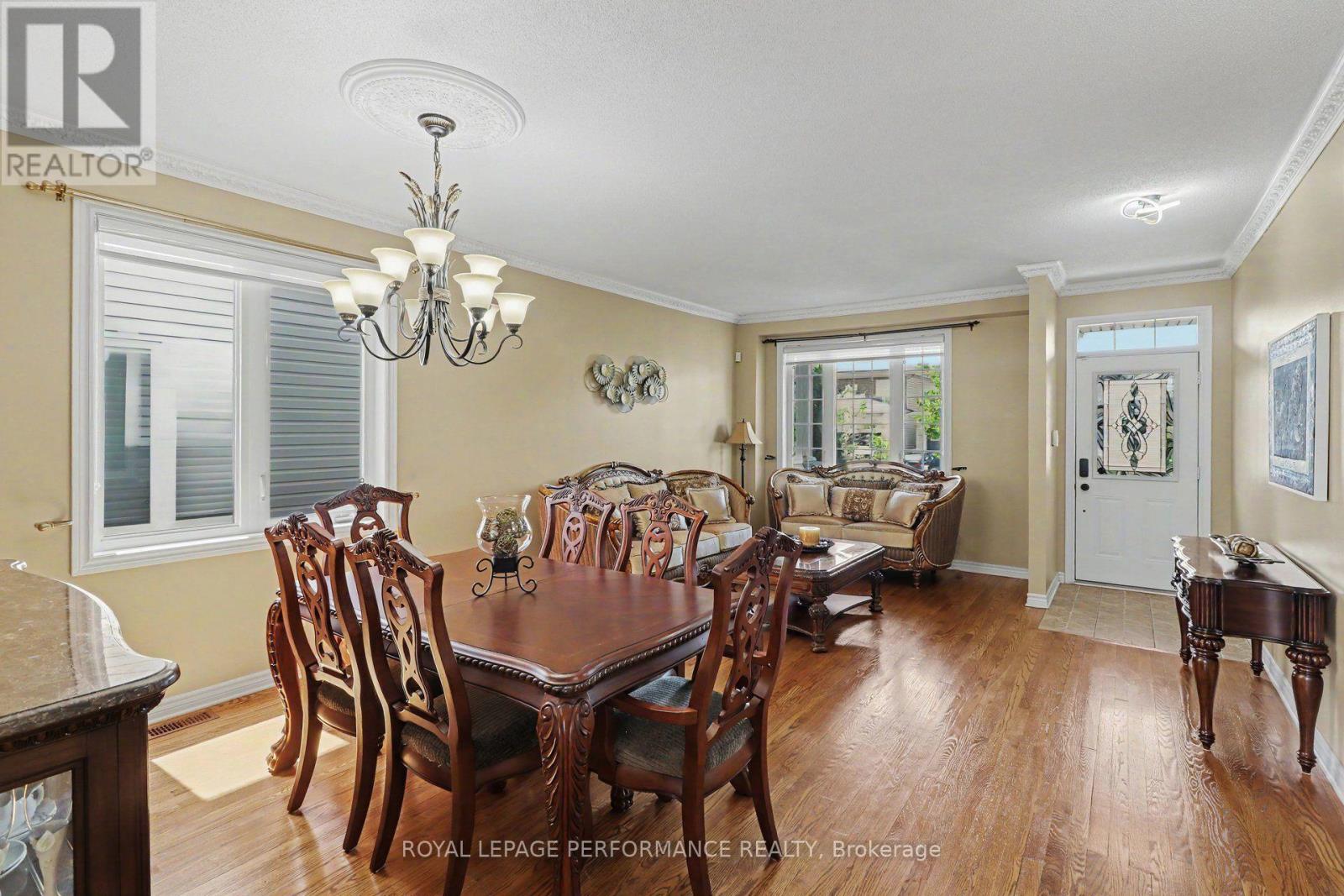 119 Felicity Crescent, Ottawa, Ontario  K1W 0C3 - Photo 2 - X13578106
