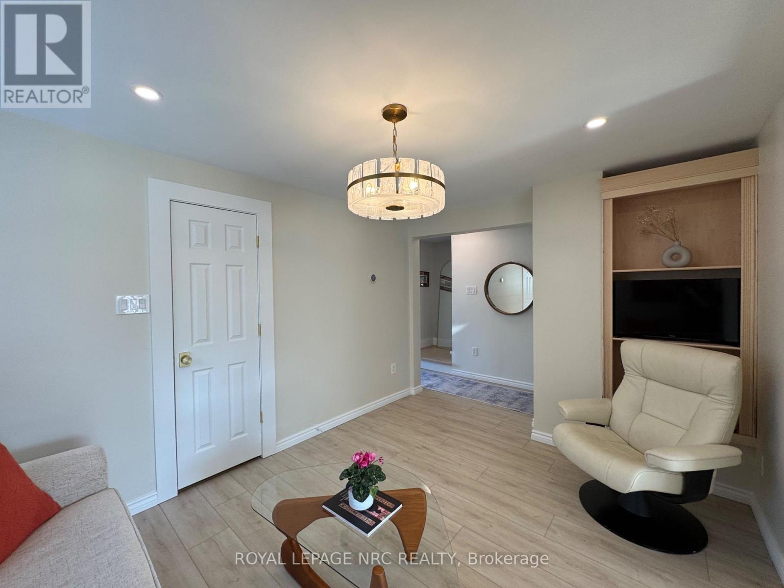 5 Victoria Street, St. Catharines, Ontario  L2S 2K8 - Photo 8 - X13578044