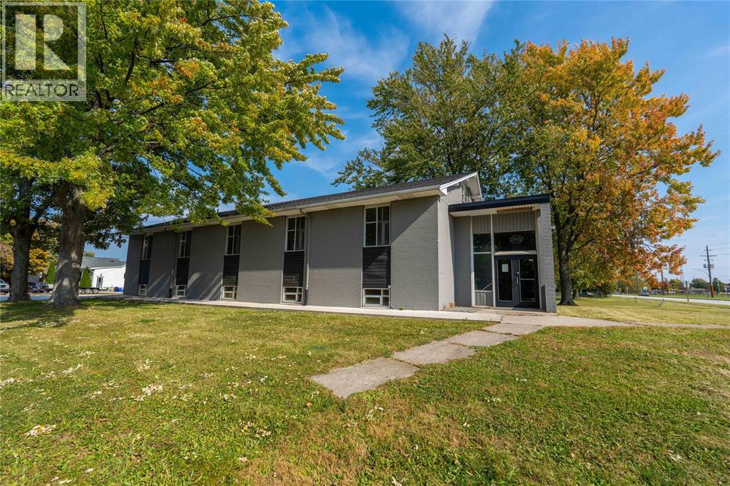332 Hill Street, St Clair, Ontario  N0N 1G0 - Photo 2 - 26016826