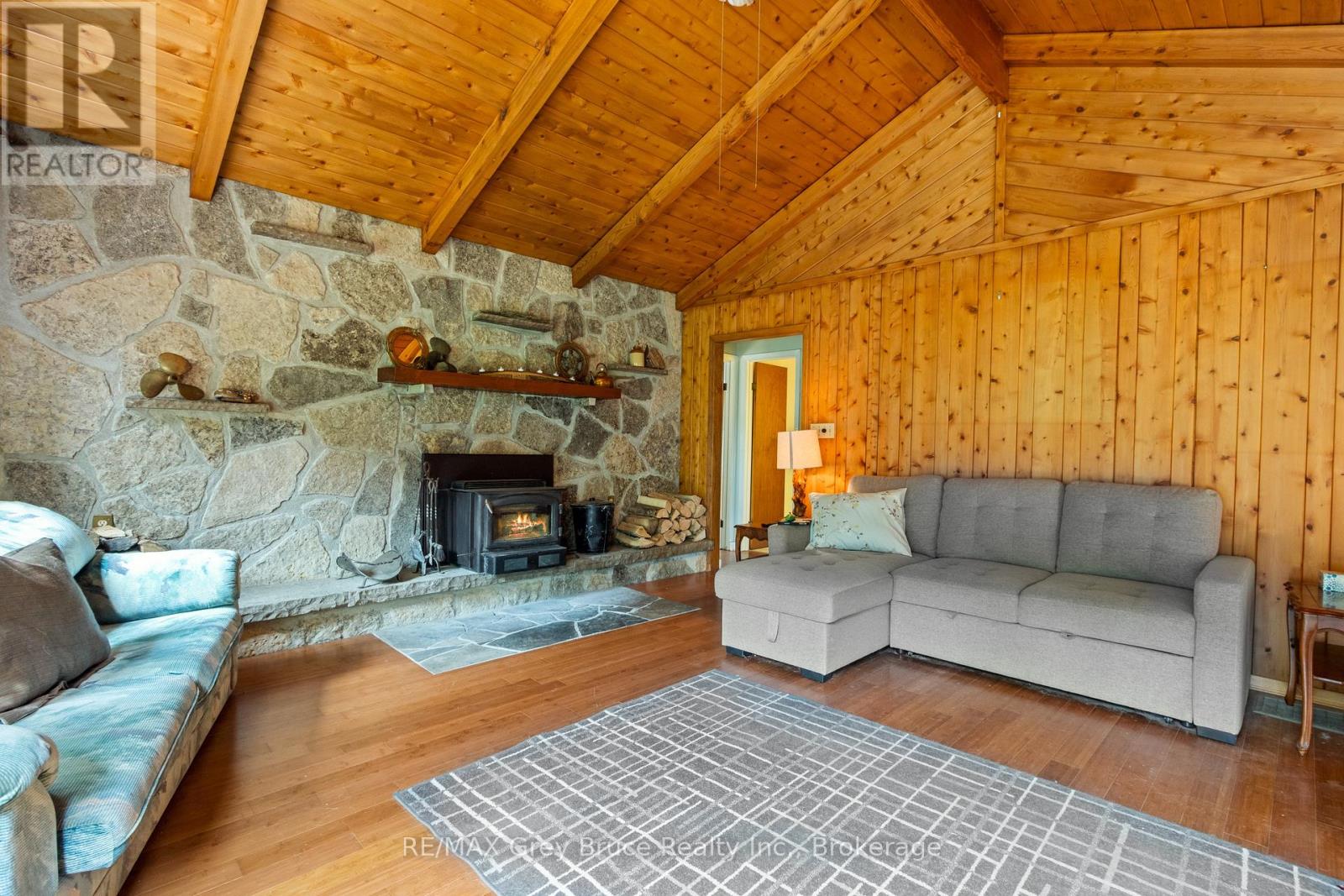479 Dyers Bay Road, Northern Bruce Peninsula, Ontario N0H 1Z0 - Photo 10 - X13578034