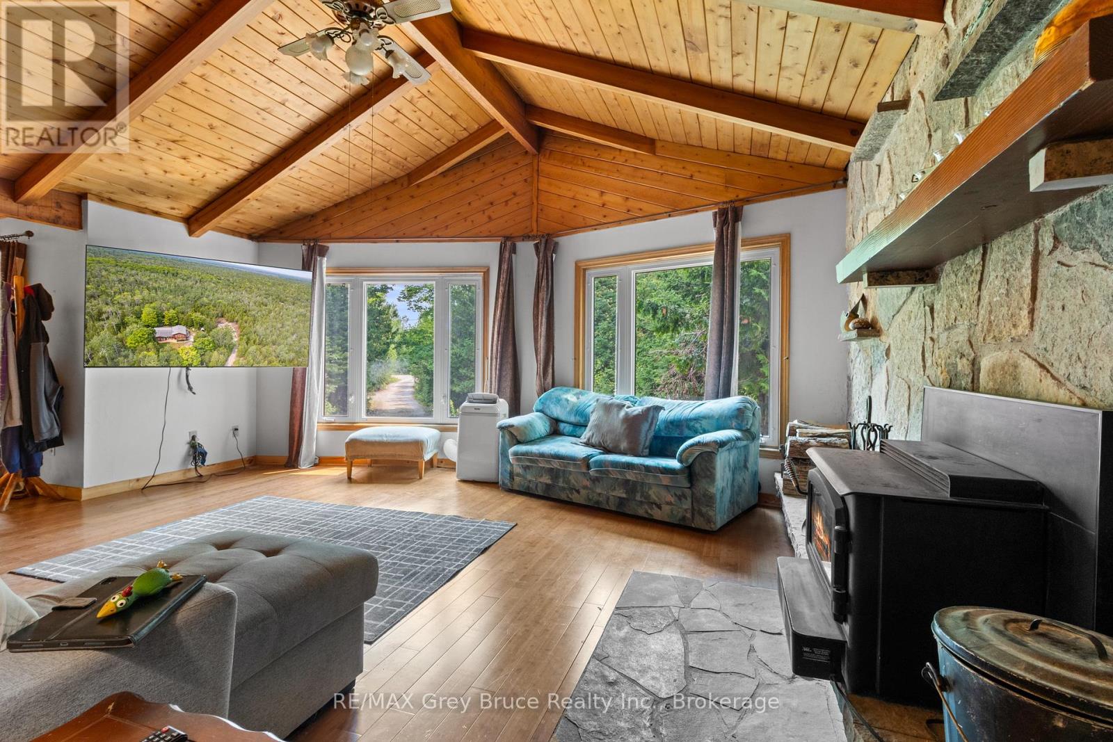 479 Dyers Bay Road, Northern Bruce Peninsula, Ontario N0H 1Z0 - Photo 11 - X13578034