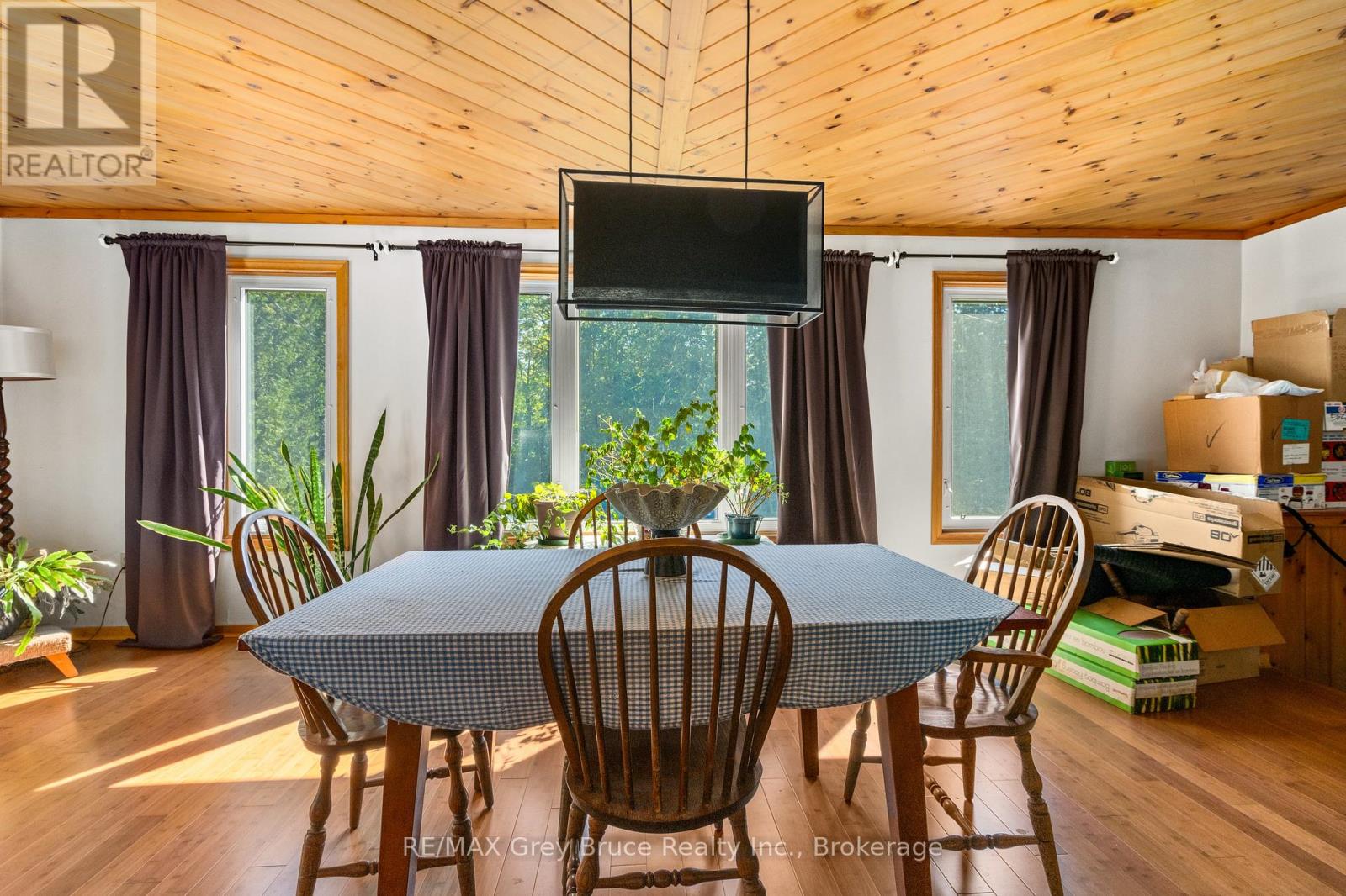 479 Dyers Bay Road, Northern Bruce Peninsula, Ontario N0H 1Z0 - Photo 22 - X13578034