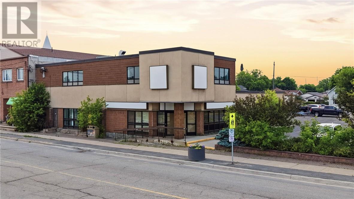 29 MAIN Street E, Chelmsford, Ontario