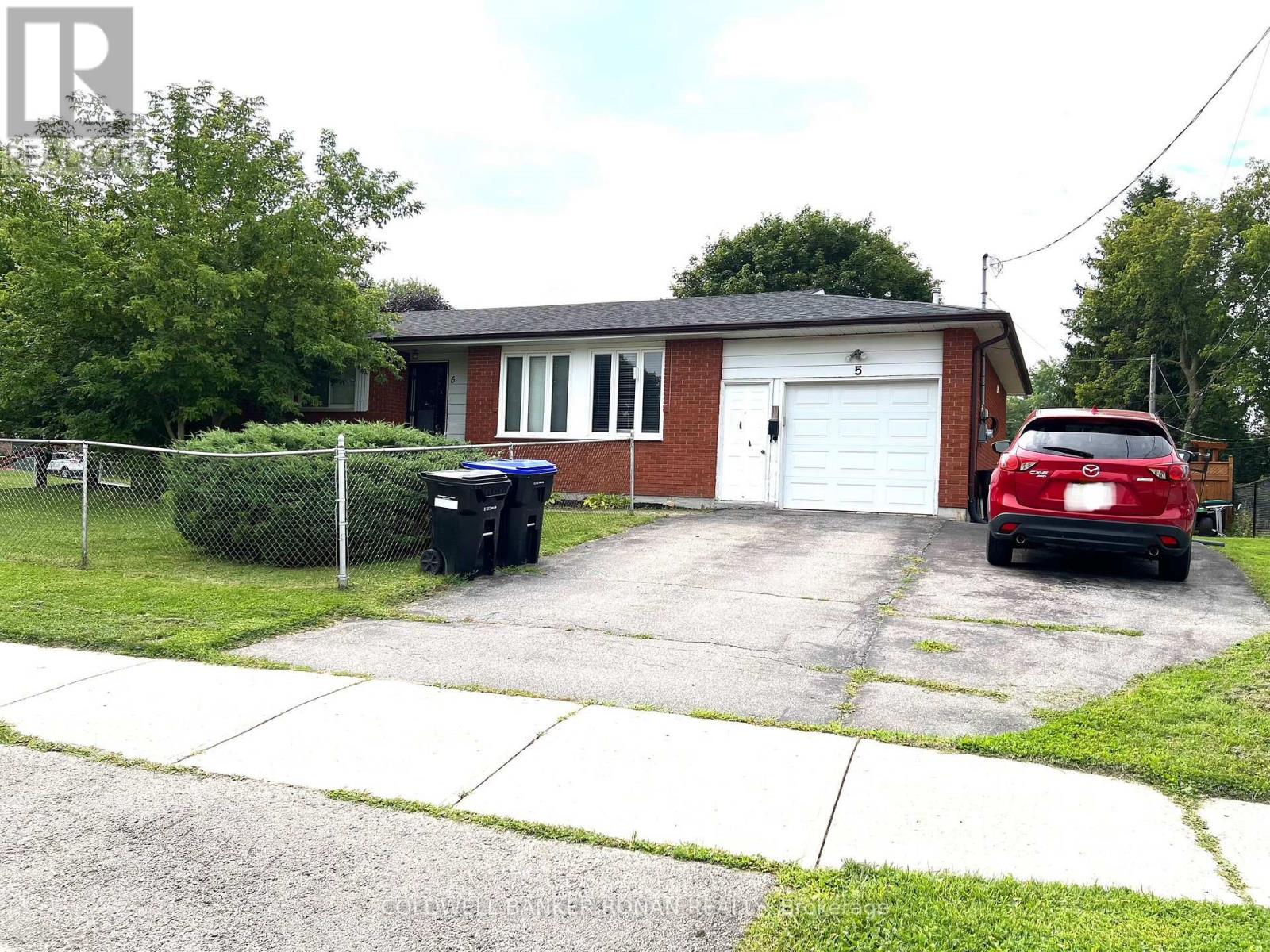 5 Oak Street, New Tecumseth, Ontario  L9R 1M9 - Photo 2 - N13578062