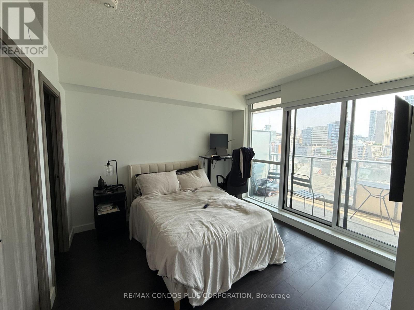 #1802 - 38 Widmer Street, Toronto, Ontario M5V 0P7 - Photo 7 - C13567728