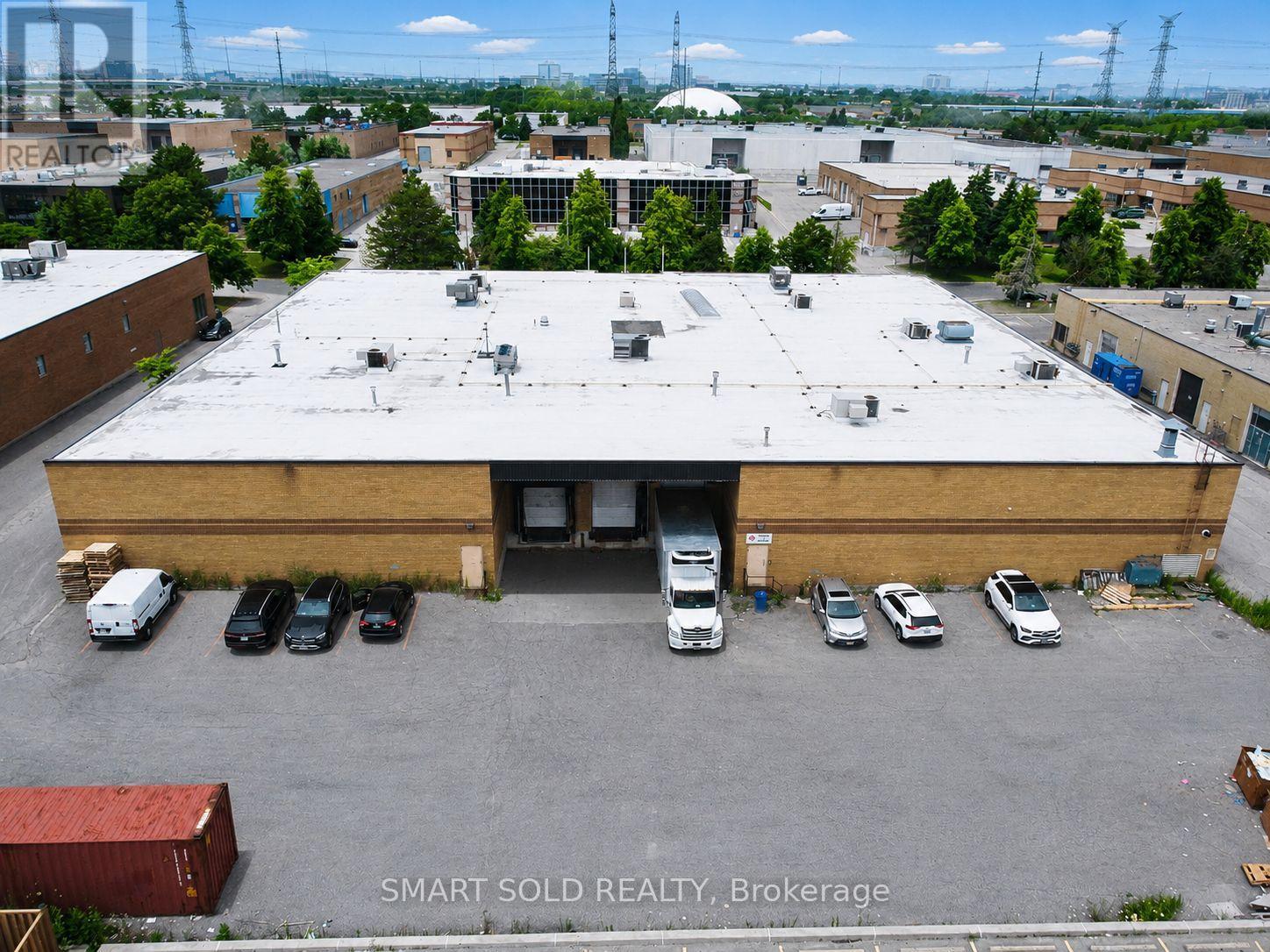 165 Konrad Crescent, Markham, Ontario L3R 9T9 - Photo 3 - N13574948