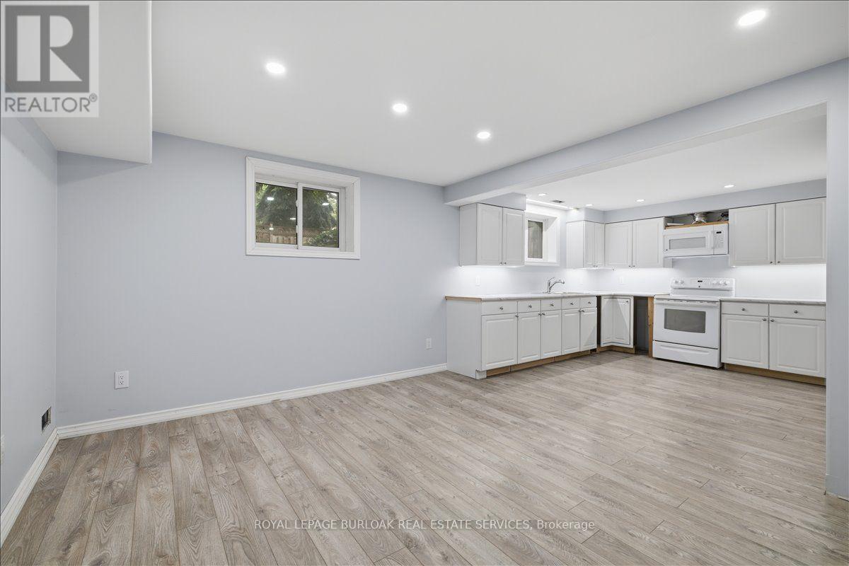1262 Aldridge Crescent, Burlington, Ontario L7M 1H9 - Photo 26 - W13578008