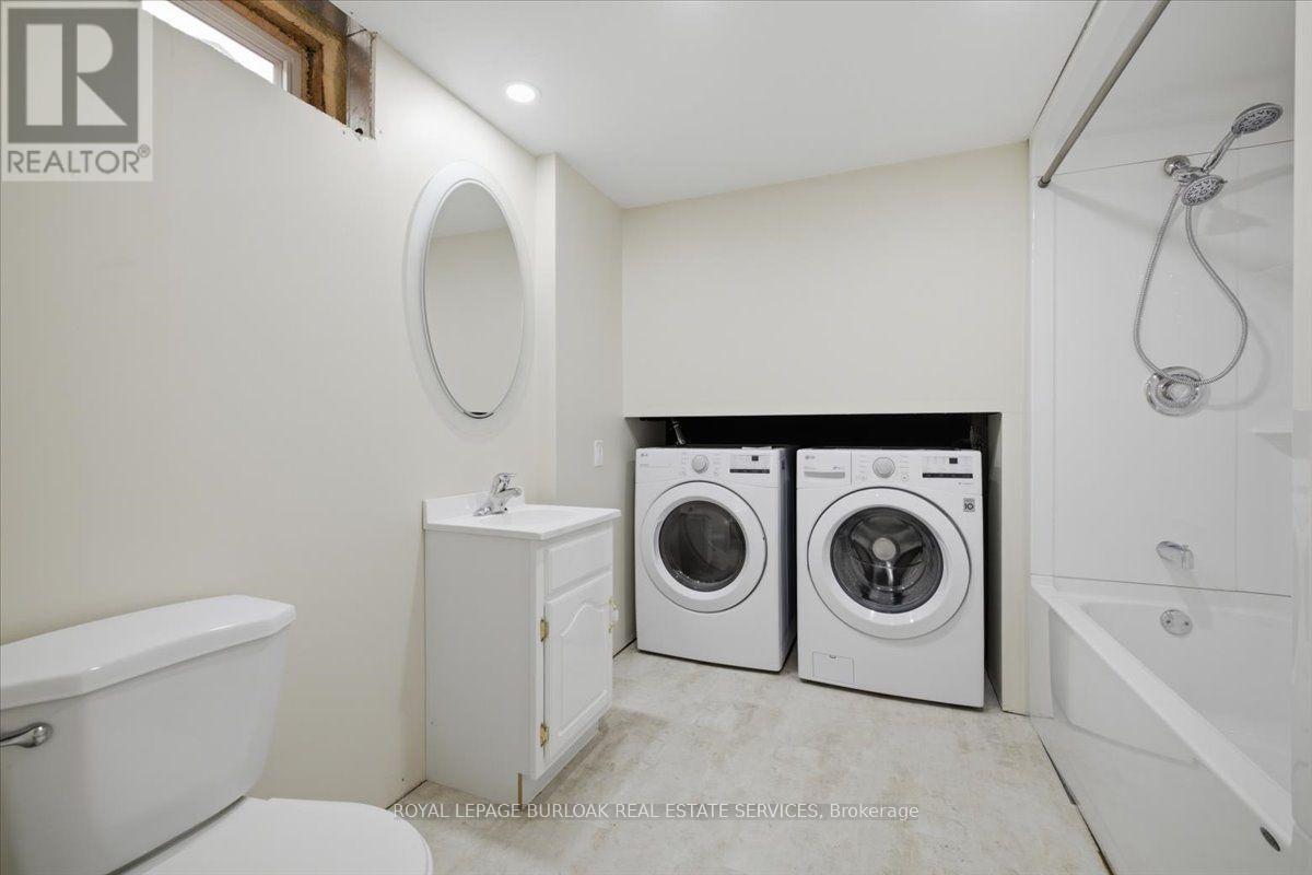 1262 Aldridge Crescent, Burlington, Ontario L7M 1H9 - Photo 29 - W13578008