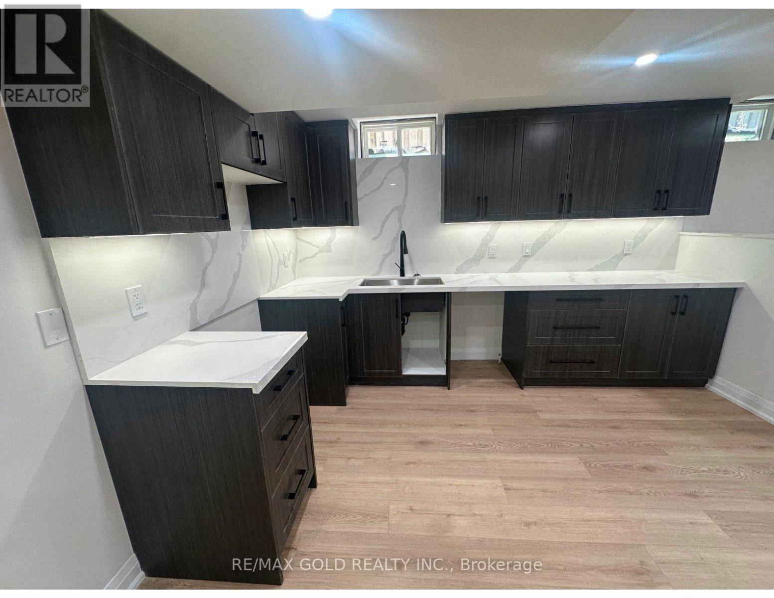 Lower Level - 18 Hullen Crescent, Toronto, Ontario  M9W 7C1 - Photo 4 - W13578014