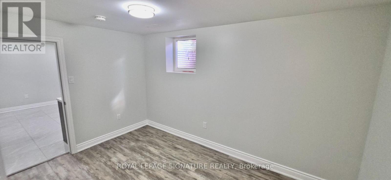 16a Hutton Crescent, Caledon, Ontario L7C 1B1 - Photo 4 - W13578028
