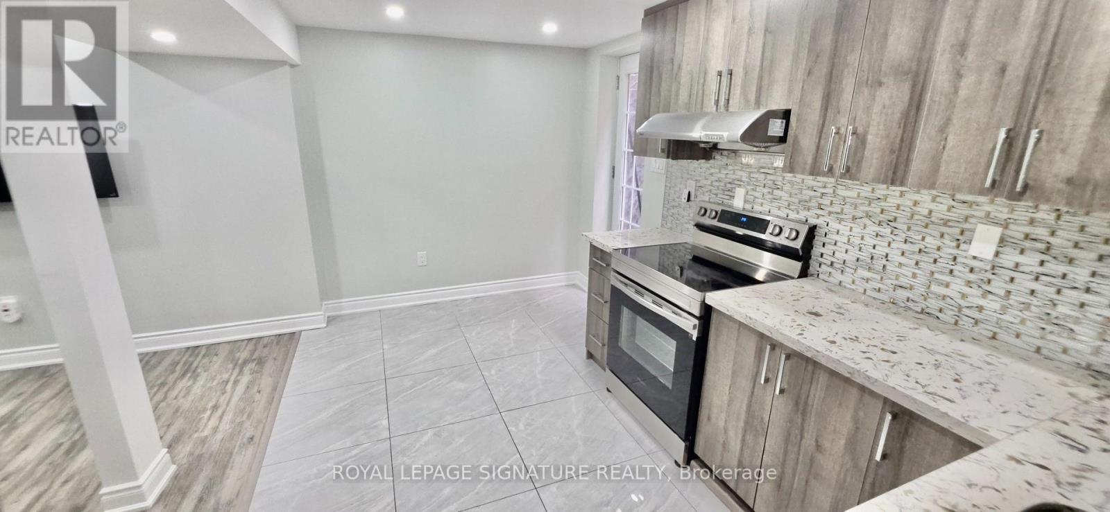 16a Hutton Crescent, Caledon, Ontario L7C 1B1 - Photo 6 - W13578028