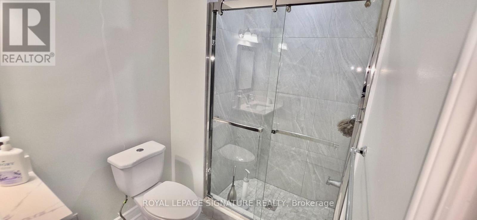 16a Hutton Crescent, Caledon, Ontario L7C 1B1 - Photo 8 - W13578028