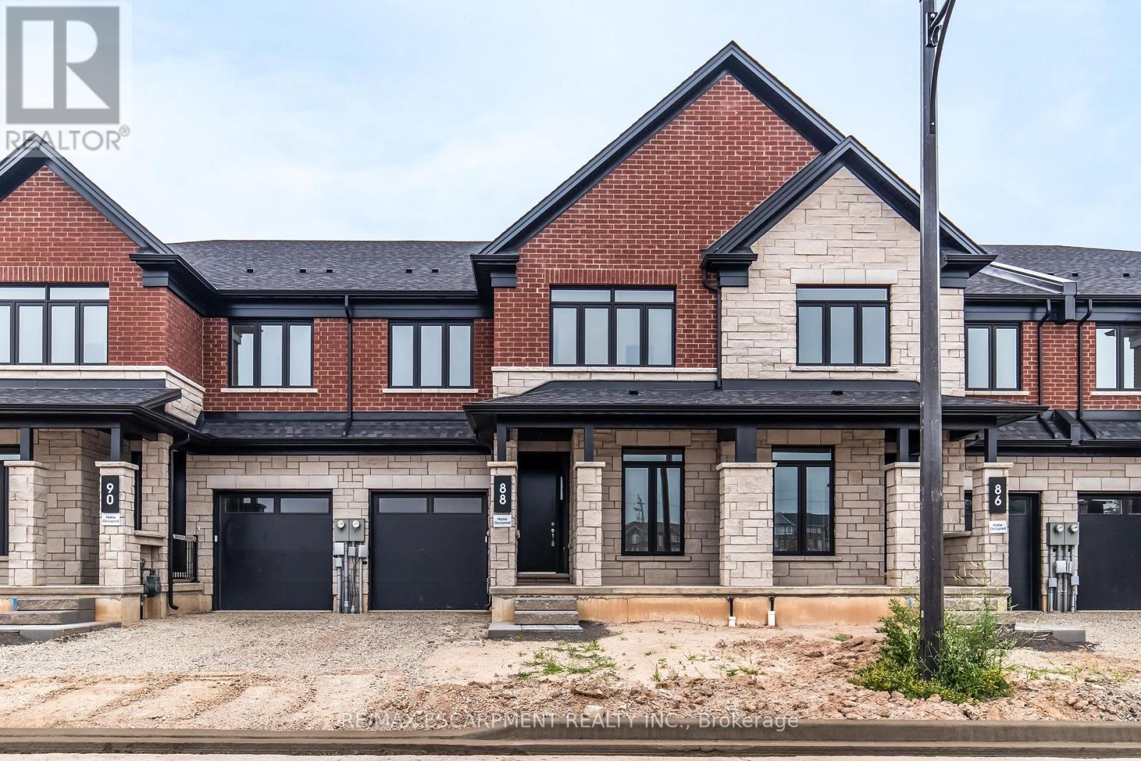 88 VALLEY TRAIL PLACE, hamilton (waterdown), Ontario