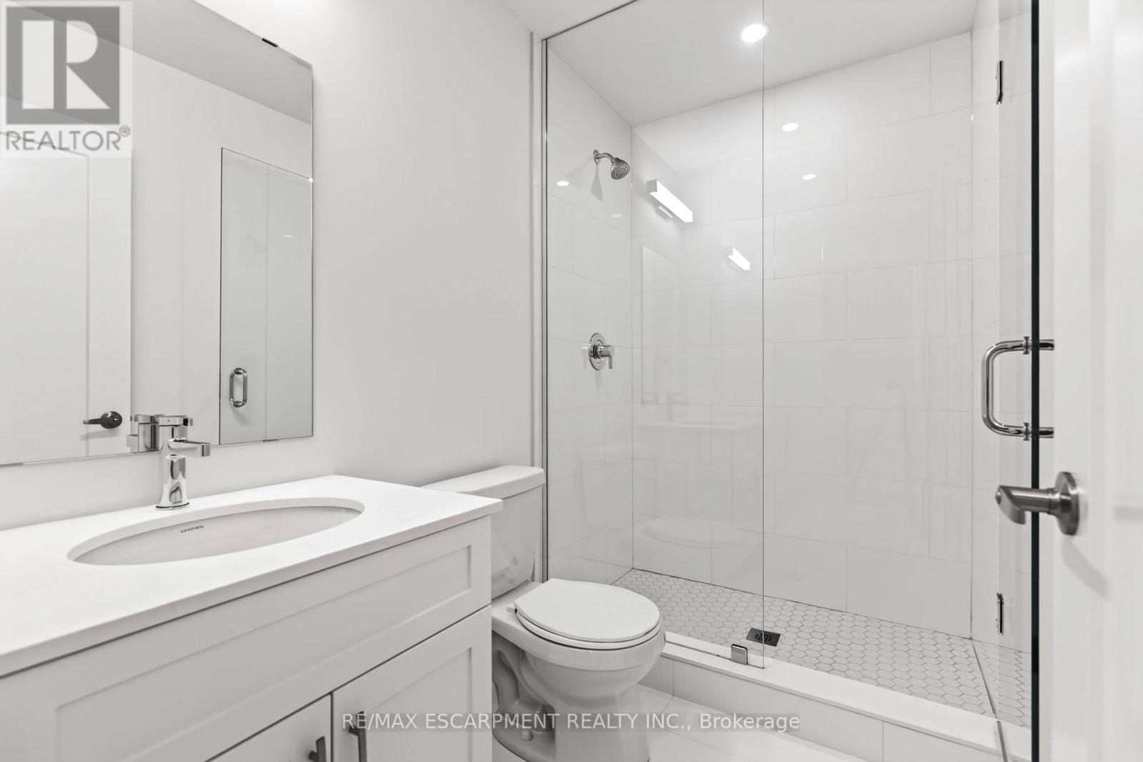 88 Valley Trail Place, Hamilton (Waterdown), Ontario  L8B 2A2 - Photo 6 - X13578020