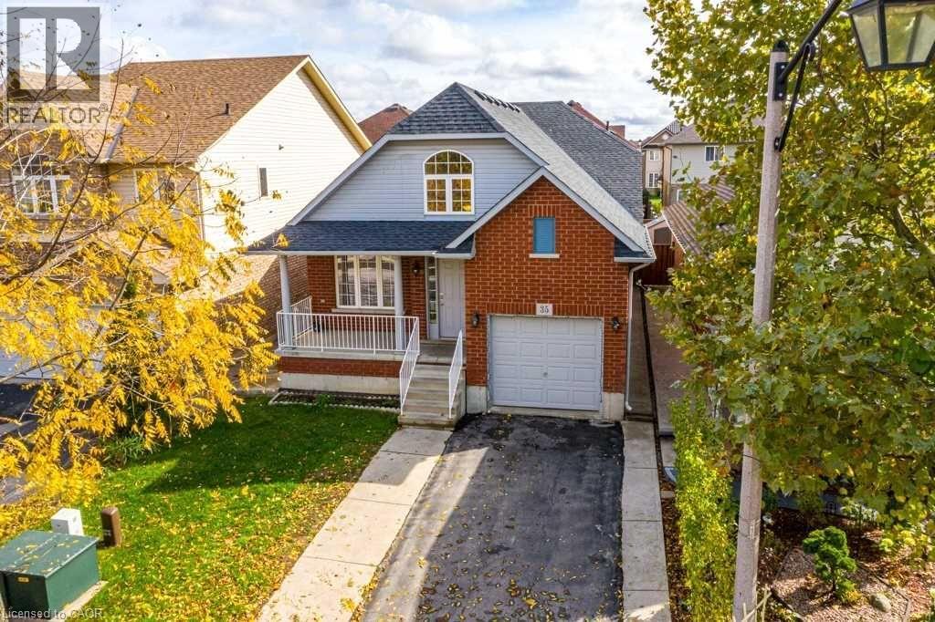 35 MCKIBBON Avenue, Hamilton, Ontario