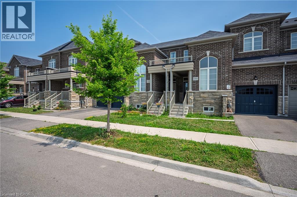 1593 Chretian Street, Milton, Ontario  L9E 1G8 - Photo 4 - 40848959
