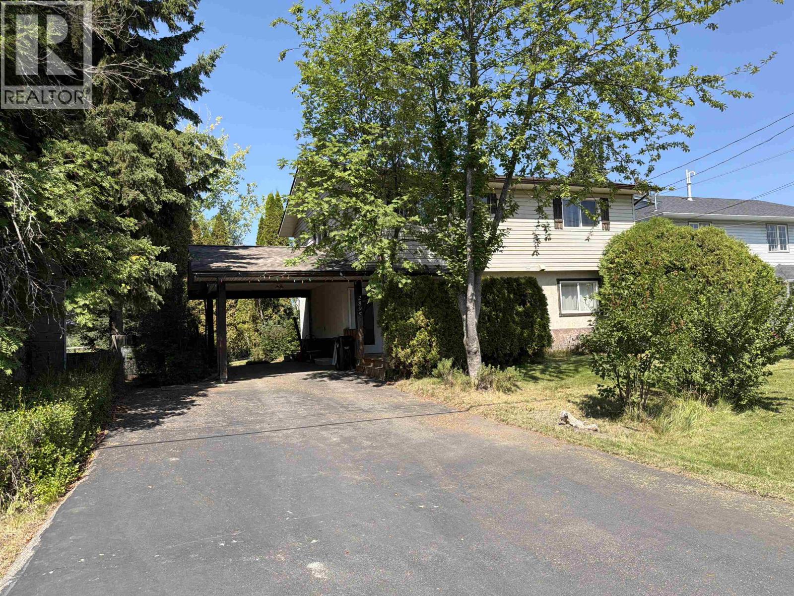2895 Riverview Drive, Vanderhoof, British Columbia  V0J 3A0 - Photo 2 - R3147383