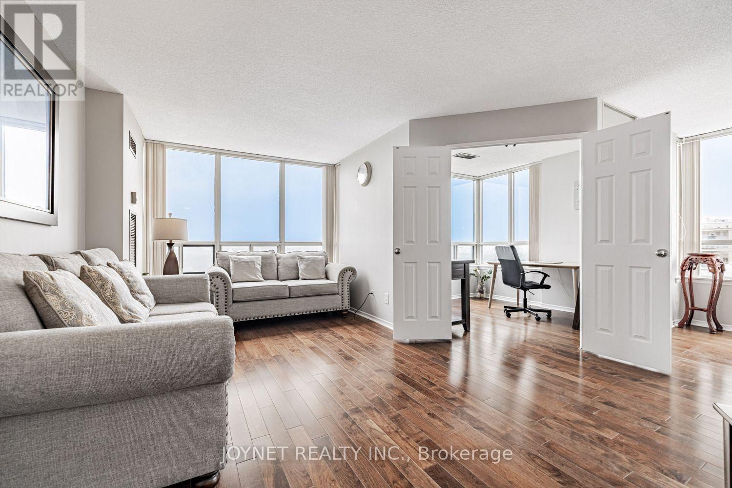 2205 - 7 Bishop Avenue, Toronto, Ontario  M2M 4J4 - Photo 2 - C13575148