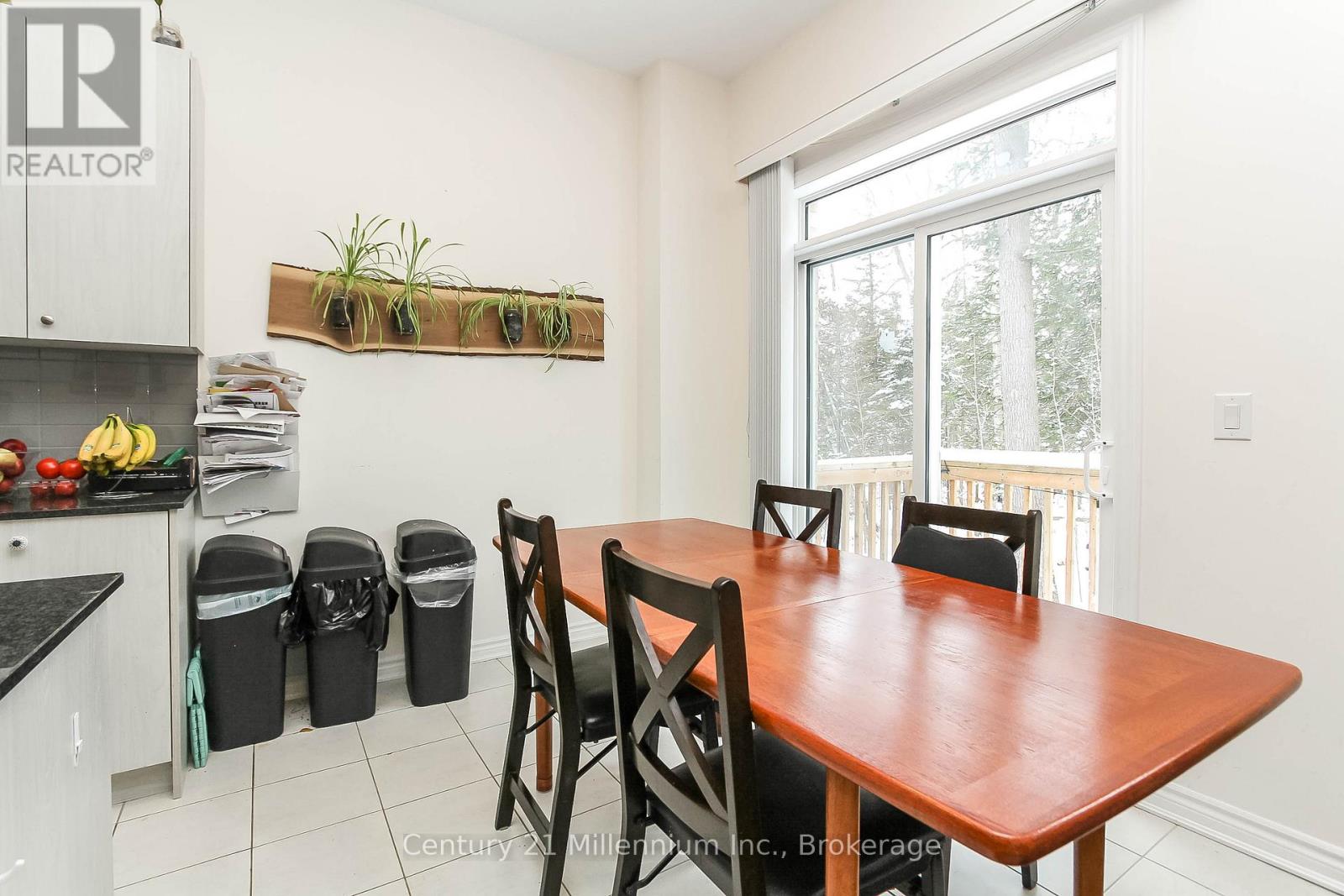 36 Farwell Avenue, Wasaga Beach, Ontario  L9Z 0H3 - Photo 10 - S13578196