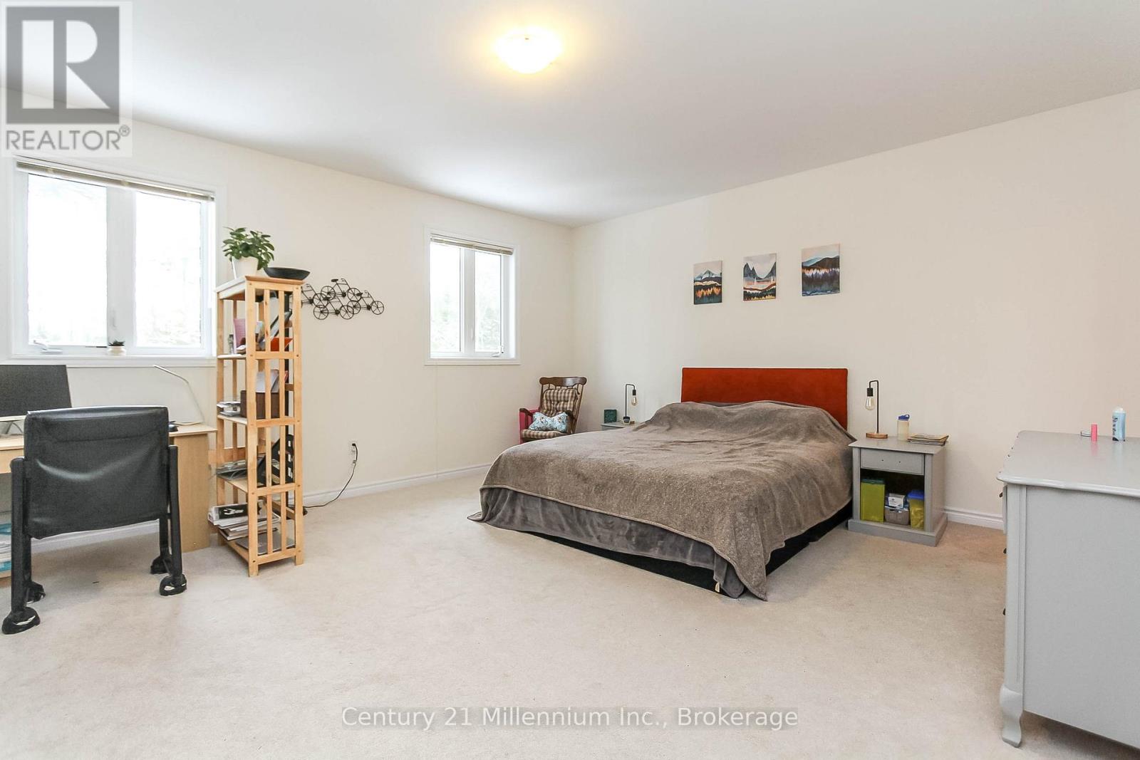 36 Farwell Avenue, Wasaga Beach, Ontario  L9Z 0H3 - Photo 18 - S13578196