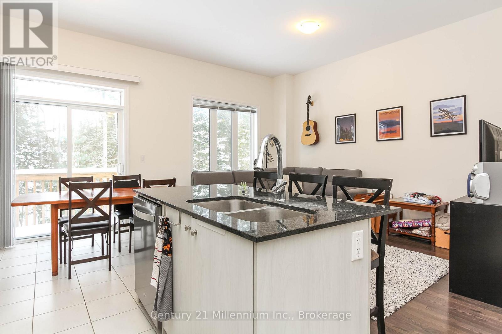 36 Farwell Avenue, Wasaga Beach, Ontario  L9Z 0H3 - Photo 8 - S13578196